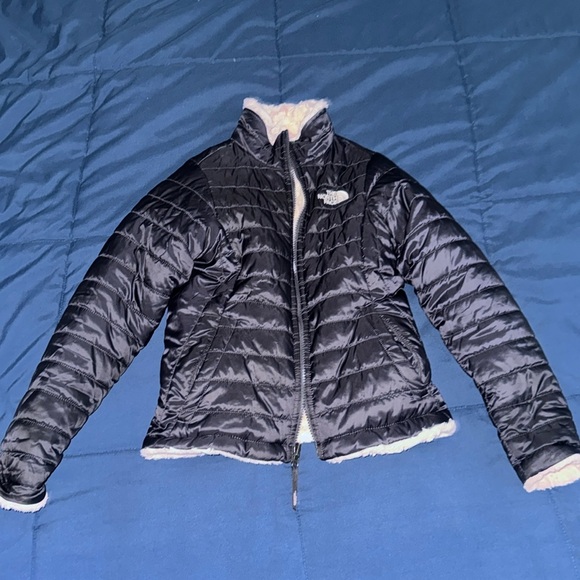The North Face Girls’ Reversible Shasta Full-Zip Jacket - Picture 1 of 5